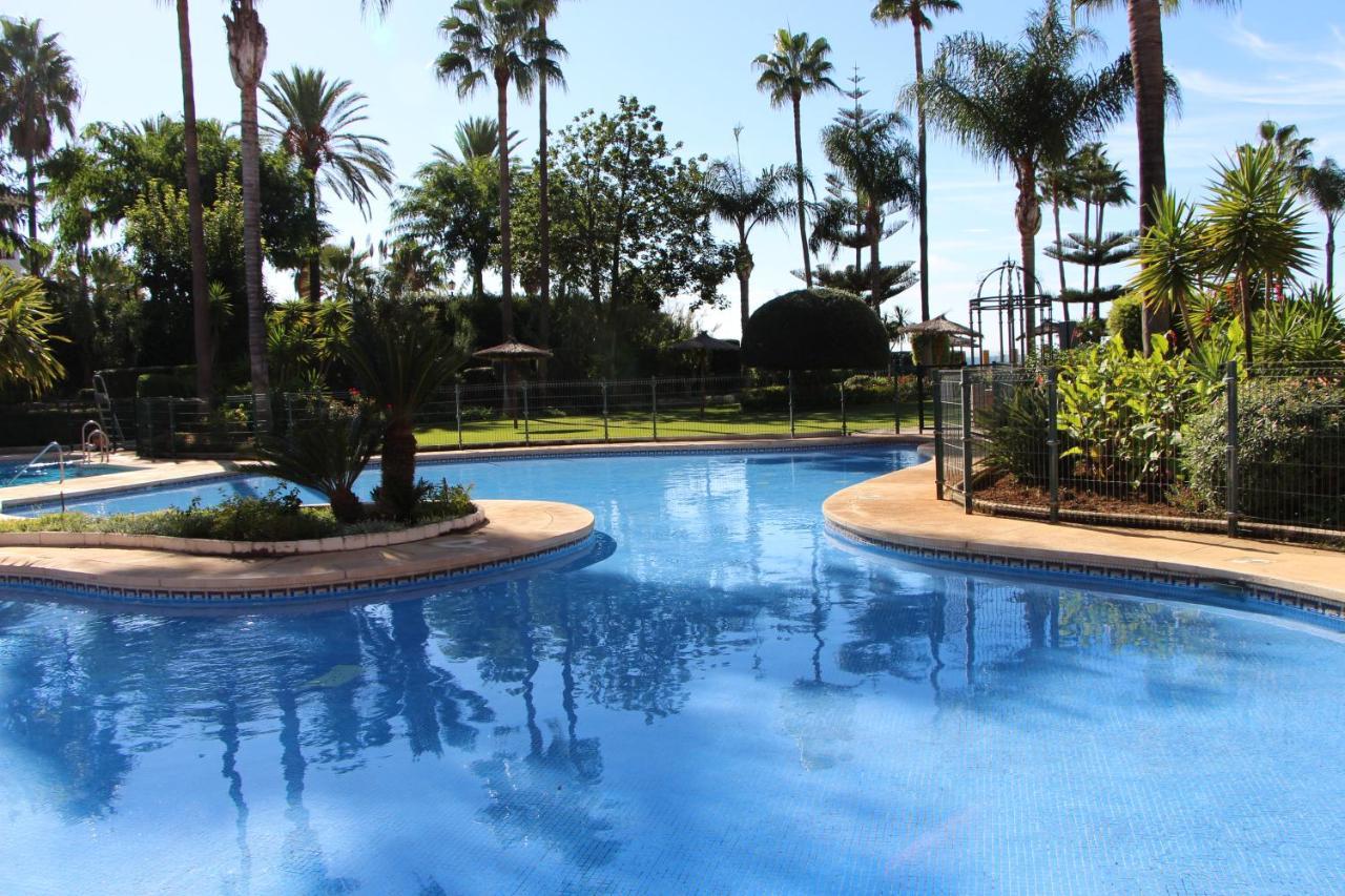 Vista Azul Apartment Estepona Bagian luar foto