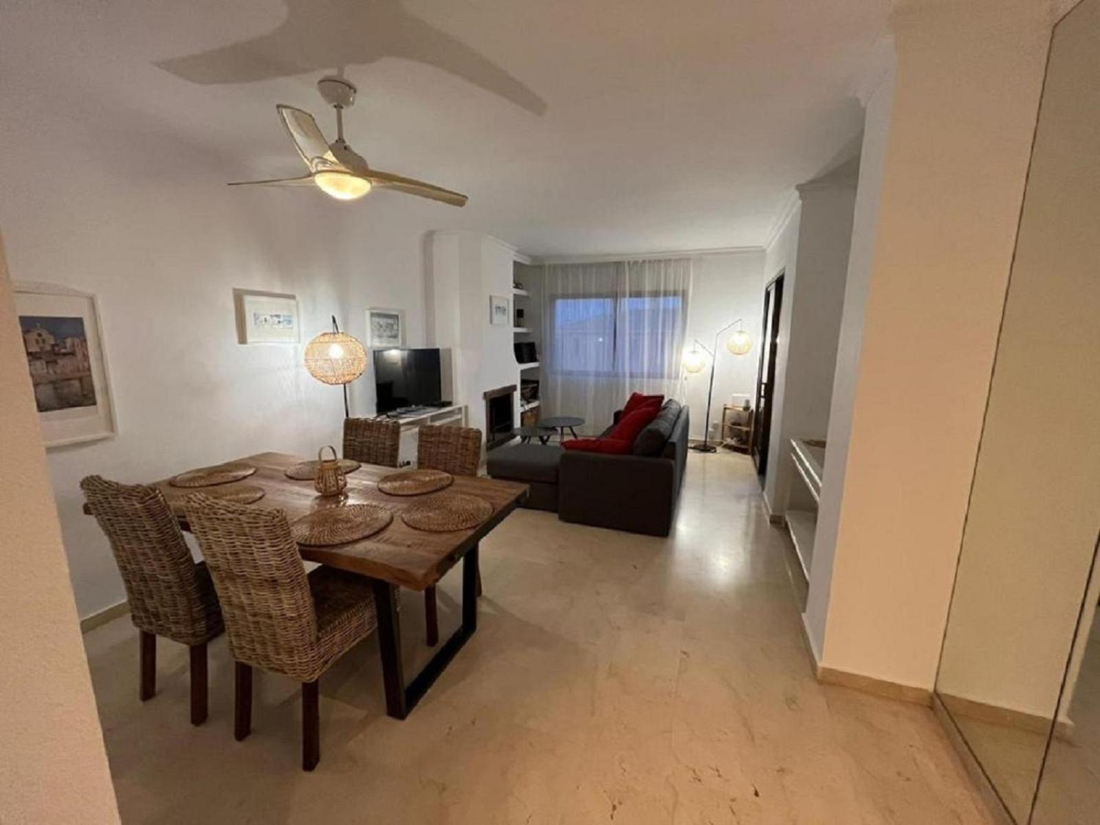 Vista Azul Apartment Estepona Bagian luar foto